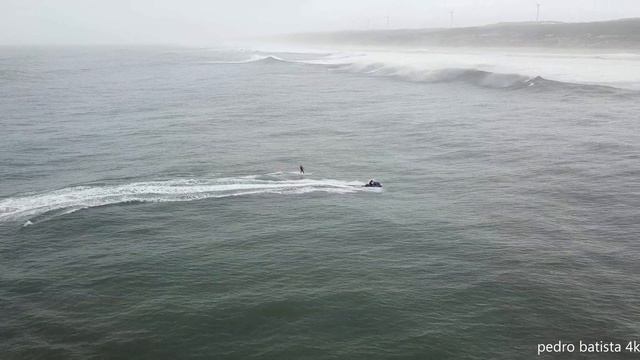 NAZARE SURF BIG WAVES 4K DRONE 7-11-2019 SURF ONDAS NAZARE смотреть онлайн