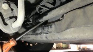 Замена резинок стабилизатора Chery E5