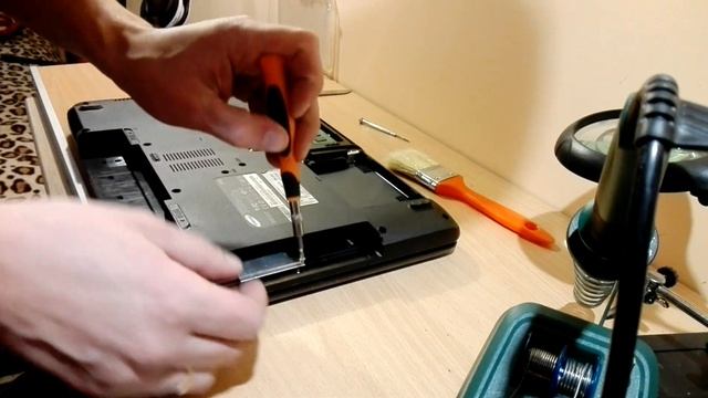 Samsung R540 NAPRAWA CZ6 смотреть онлайн