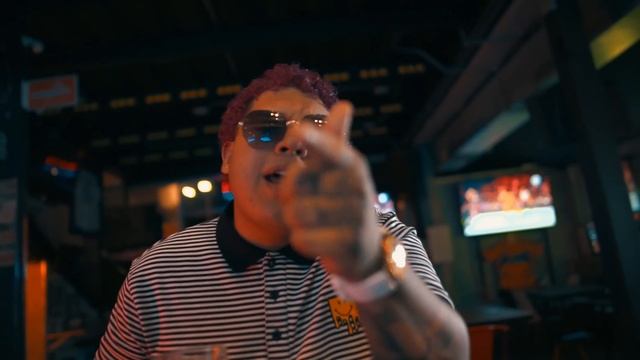 FULO EL YEYO ❌ Knicol - El Bar De Moes ( Vídeo Oficial) EL TOWN Y LA CITY RIDDIM смотреть онлайн