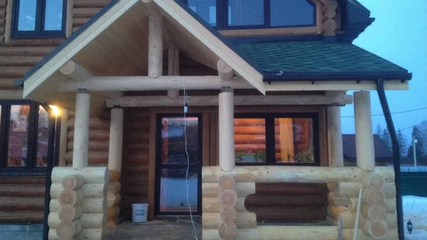 Рубим прируб из бревна к срубу дому . Прируб веранды и крыльцо из бревна к дому. смотреть онлайн