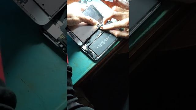 Giải pháp thay màn hình iphone mất ( true tone ) смотреть онлайн