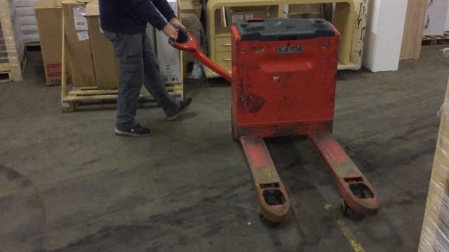 Linde T20 Pallet Truck Ref: T20/2 смотреть онлайн