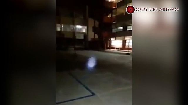 Fantasmas captados en colegios P3 / Voces en Colegio Rébsamen смотреть онлайн