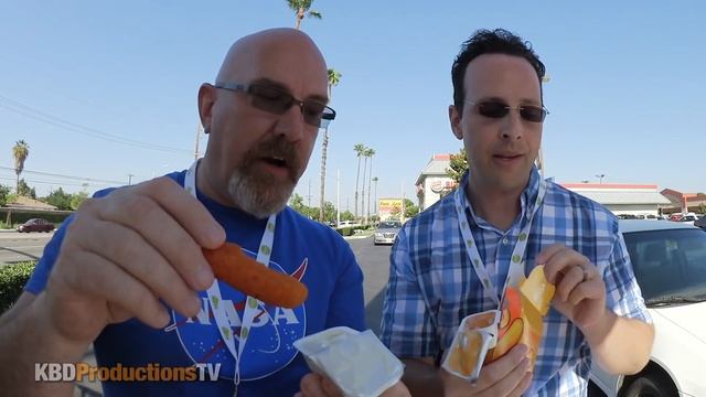 Burger King Mac n' Cheetos Review with Ian Keiner Peep This Out! смотреть онлайн