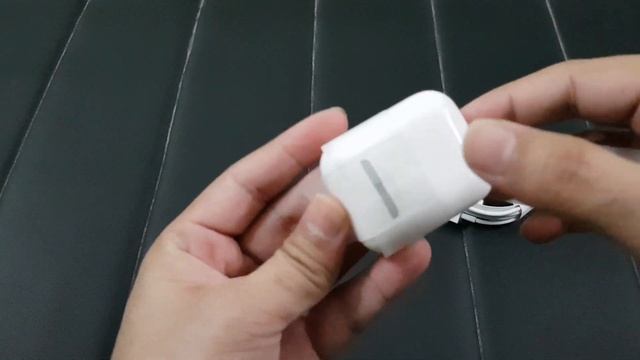 Apple Airpods 2 - Unboxing смотреть онлайн