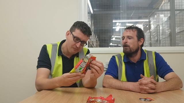 Hot Heads Tropical Extreme Heat Sweets Review смотреть онлайн