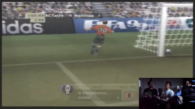 DOMINGOS DE LIGA | Fifa 99 N64 3 players | 15º Jornada смотреть онлайн