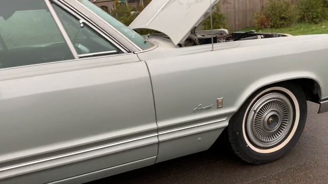 Walk around the 1967 Chrysler Imperial || Juniors USA Cars смотреть онлайн