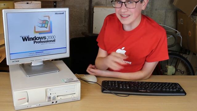 My Compaq Deskpro EN | Owen Crisp смотреть онлайн