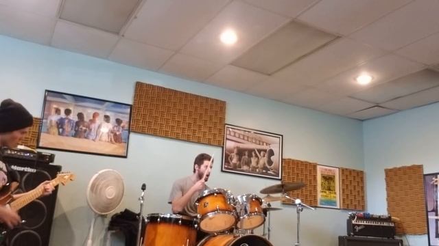 Oolong - Roxies and Cigarettes (First Rehearsal) смотреть онлайн