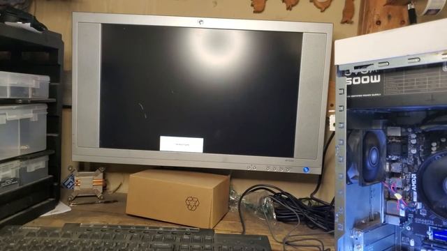 Compaq Presario 5000 Ryzen 3 SLEEPER! - Integrated Vega 8 Graphics Benchmarking смотреть онлайн