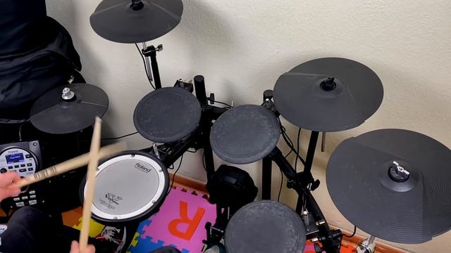 Kit Roland TD11K Test / Ez Drummer 2 /Logic Pro X смотреть онлайн