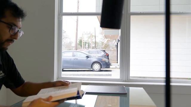 Privacy Window Tint Installed on Home Office Windows (Inside & Outside Video Shots) смотреть онлайн