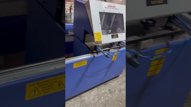 DOUBLE HEAD ALUMINUM CUTTING MACHINE BRAND - CUT OUT , JASKANT ENGINEERING , LOCATION - RAJKOT GJ смотреть онлайн