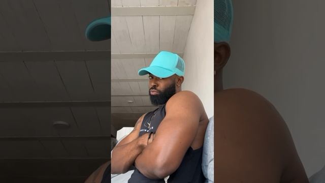 Подписывайся и готовься к порции безумия, которая взорвет твой день! 🚀 смотреть онлайн