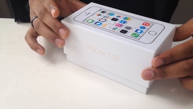 iPhone 5s unboxing (Malaysia) by Habib смотреть онлайн