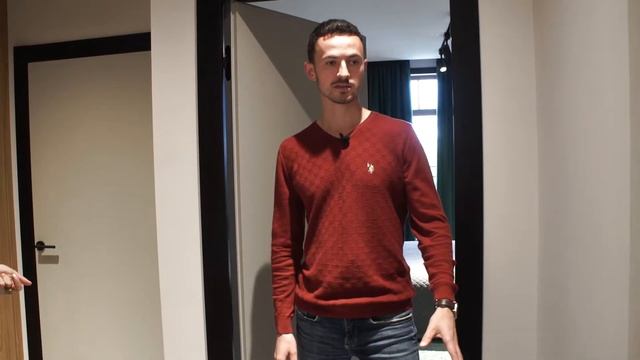 Егор Роянский / эксперт в дверях / обзор квартиры с нестандартными дверьми смотреть онлайн