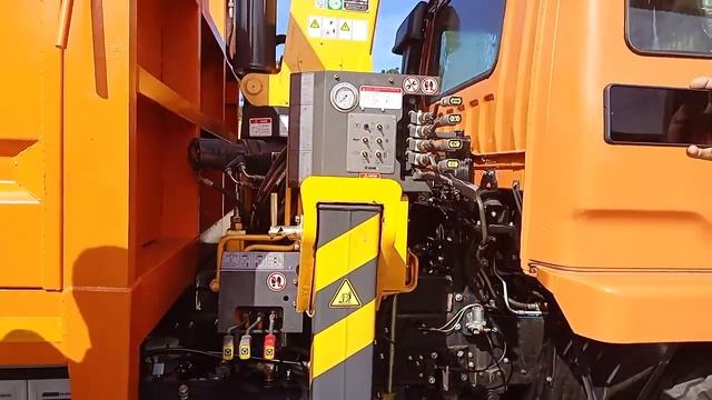 CARA CEPAT PENGOPRASIAN MOUNTED CRANE XCMG SQS 125 TL