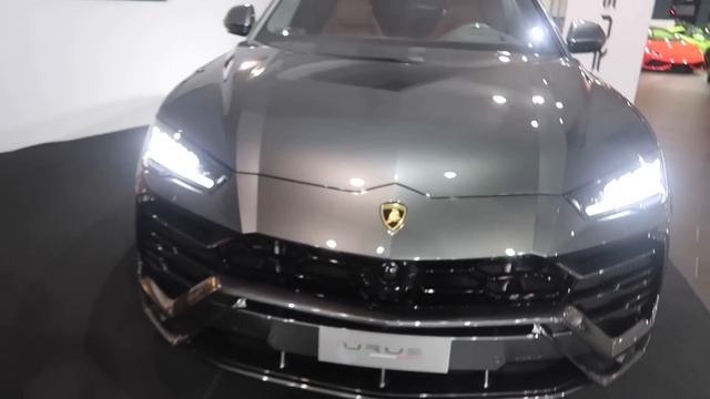 BUYING MY BRAND NEW CAR!! (LAMBORGHINI URUS) смотреть онлайн