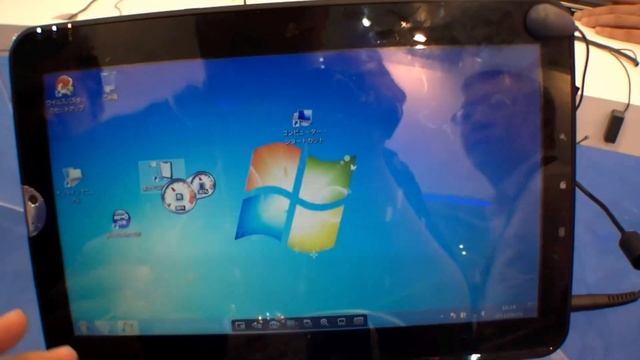 First Hands On of the Toshiba WT110 Intel Oak Trail Tablet смотреть онлайн