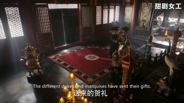 恪嬪不愧是蒙古的公主，300多顆寶石戴在頭頂上，這可比旗裝漂亮太多了！ смотреть онлайн