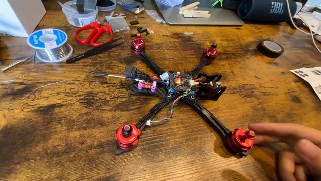 Built my first FPV drone in 2022 смотреть онлайн