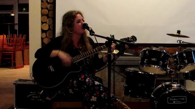 Live: Landslide-Fleetwood Mac (cover) смотреть онлайн