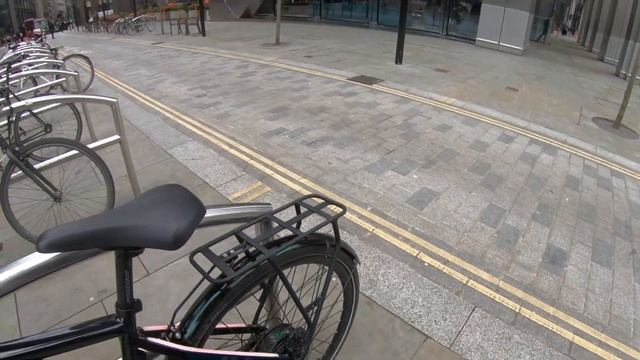 Delivering iPhones and Mac Books from Apple Store in Central London смотреть онлайн
