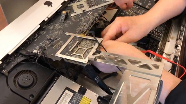 iMac 27inch Mid 2010 SSD増設＆HDD換装 смотреть онлайн