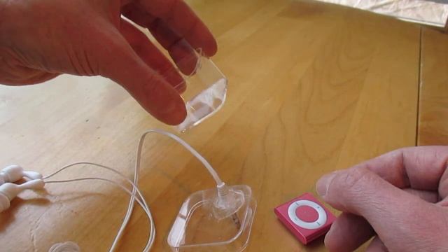 How to Waterproof iPod Shuffle Using a Low-Cost Approach смотреть онлайн