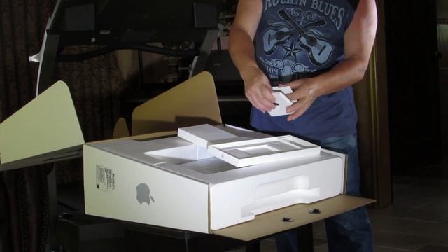 Unboxing 21.5" iMac latest model MD093LL/A -The Ultimate All-in-One Stunningly THIN смотреть онлайн