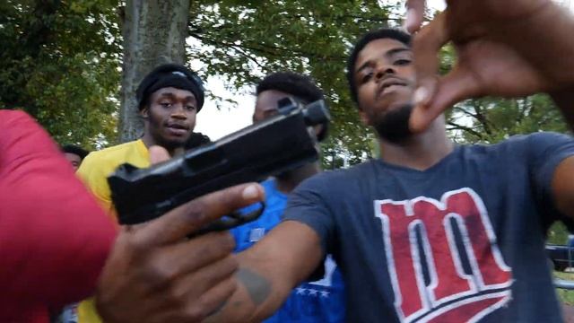 Mac Critter Ft Lil Double 0 - LASER QUEST [Official Video] [Dir By. DBMM] смотреть онлайн