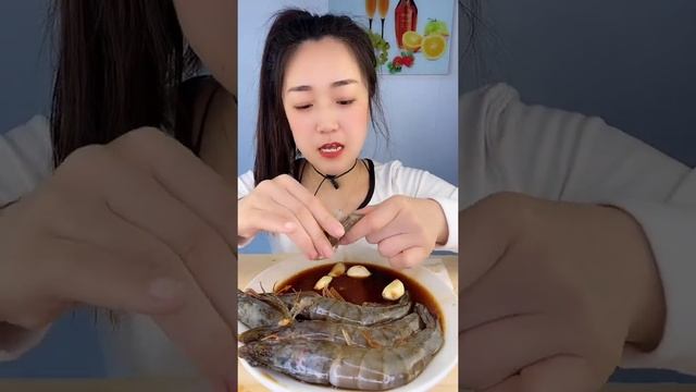 THÁNH ĂN TÔM SỐNG | ASMR MUKBANG フードシェアリングブラックタイガーエビ 음식 공유 블랙 타이거 새우 Black Tiger Garnelen กินกุ้งดิ смотреть онлайн
