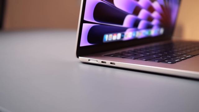 Questo è Il MacBook Perfetto Da Comprare! 💻 смотреть онлайн