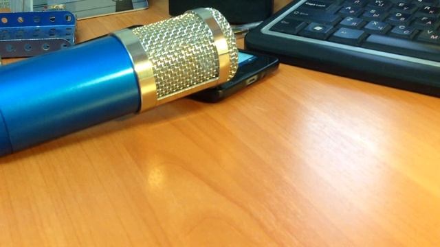 Две Алисы разговаривают, и их заклинило смотреть онлайн