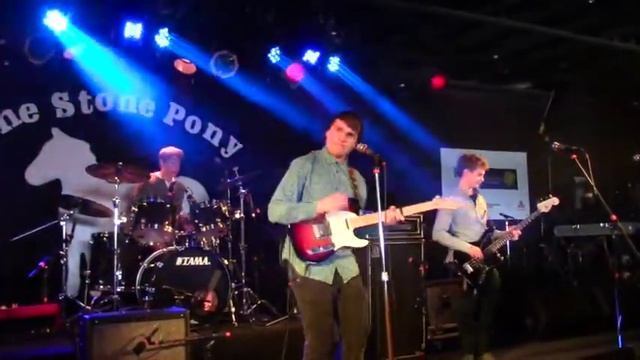 Blume - "Let Her Go" (Mac Demarco cover) смотреть онлайн