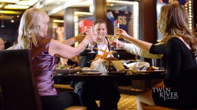 Twin River Casino Selfie Spot! смотреть онлайн