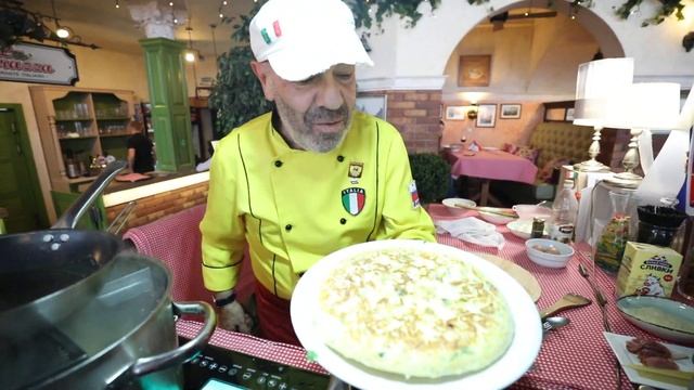 Джузеппе Малена готовит фриттату смотреть онлайн