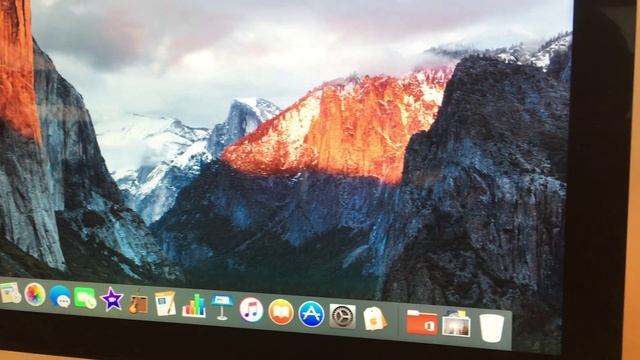 21.5 inch Retina 4K iMac Hands On - The Underpowered Behemoth смотреть онлайн