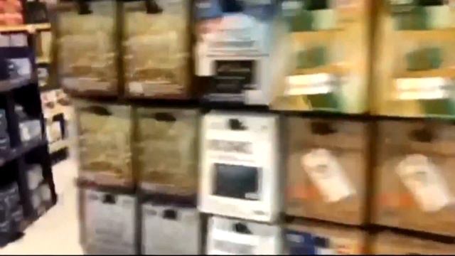 Gift Card Scammers Target PIN Numbers смотреть онлайн