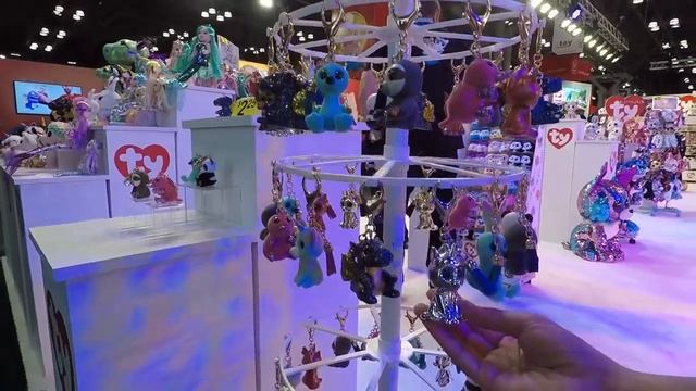 TOY FAIR 2020 ZURU NEW 5 SURPRISE MINI MART | TY NEW BEANIE BOOS FLIPPABLES смотреть онлайн