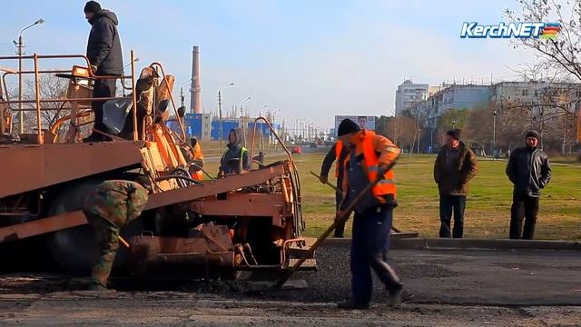 В Керчи отремонтировали дорогу к будущему детскому саду смотреть онлайн