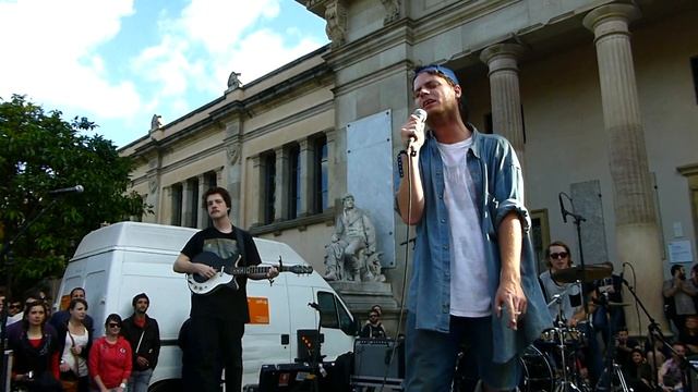 Mac Demarco Sill Together in Barcelona Parc Ciutadella 2013 смотреть онлайн