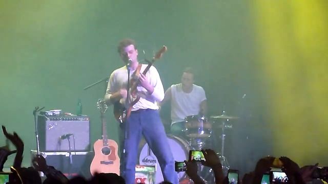Mac DeMarco - Freaking Out the Neighborhood (Live @ Escena MTY) смотреть онлайн