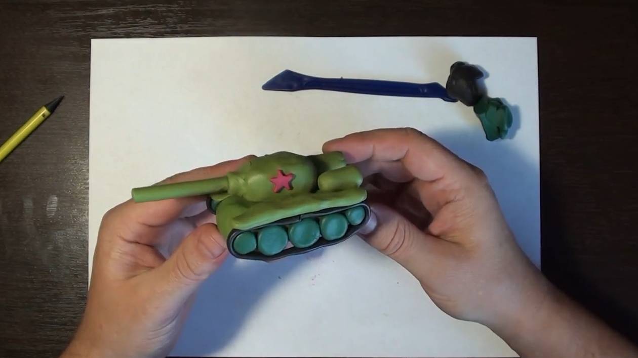 Как слепить из пластилина танк смотреть онлайн