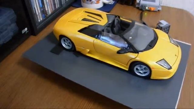 Lamborghini Murcielago Roadster yellow 1 18 Maisto 2 смотреть онлайн
