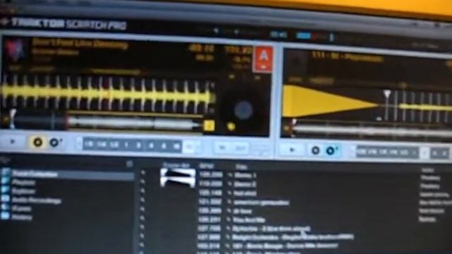 Time Code CD MixVibes Cross e Traktor Scratch PRO su MAC @ DigitalJockey Lab смотреть онлайн