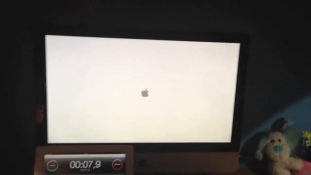 Arranque de un iMac 21" late 2009 con Fusion Drive смотреть онлайн
