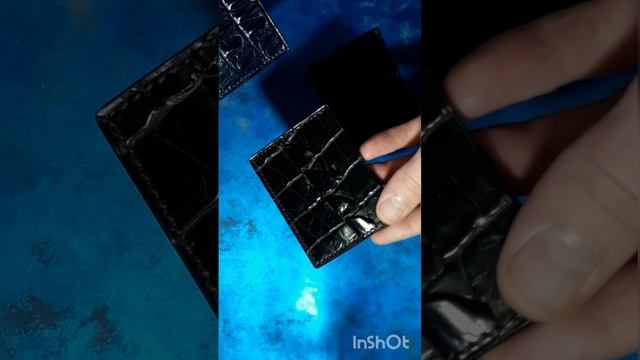 Картхолдер из кожи крокодила смотреть онлайн